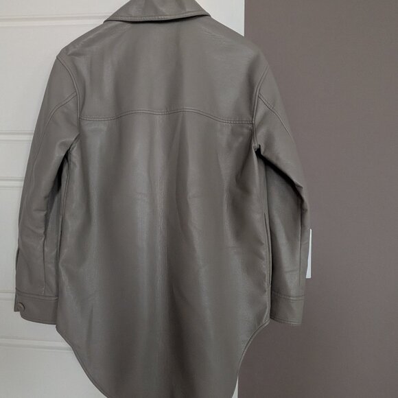 Ganna Shirt Jacket by Wilfred - Picture 4 of 5